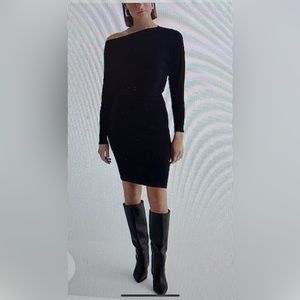 Brand new! Never worn tags still on it